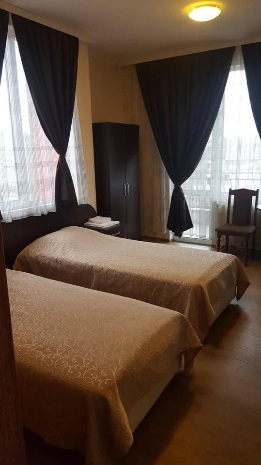 Guest House Chinar 08 Κίρκοβο Εξωτερικό φωτογραφία