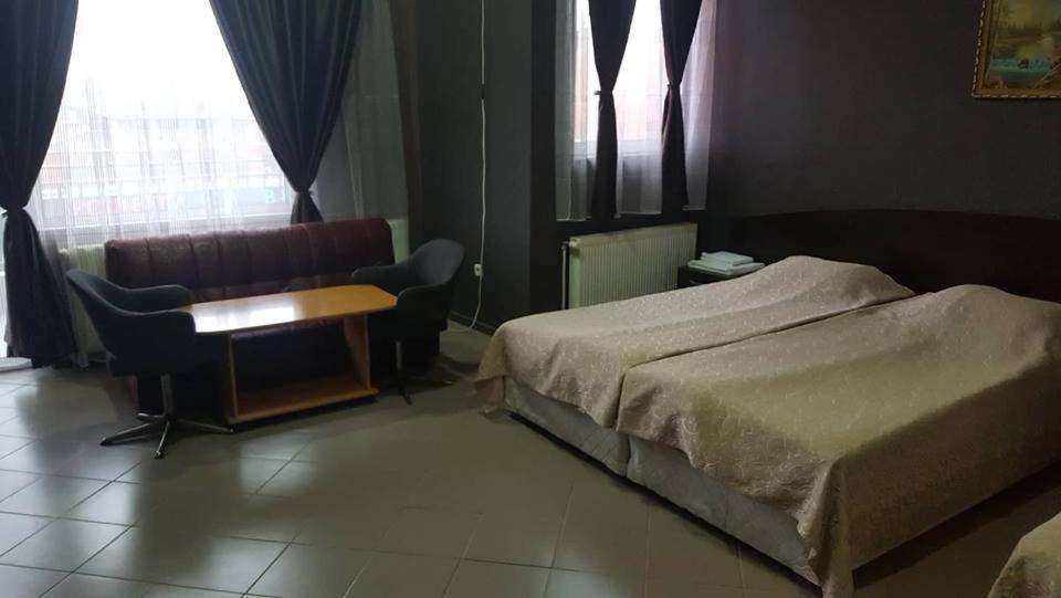 Guest House Chinar 08 Κίρκοβο Εξωτερικό φωτογραφία